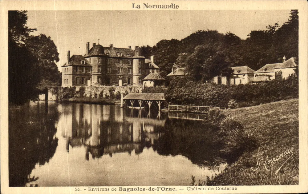 Castillo de Couterne — Alrededores de Bagnoles-de-l'Orne — La Normandía — P. Lovasseur - Anverso