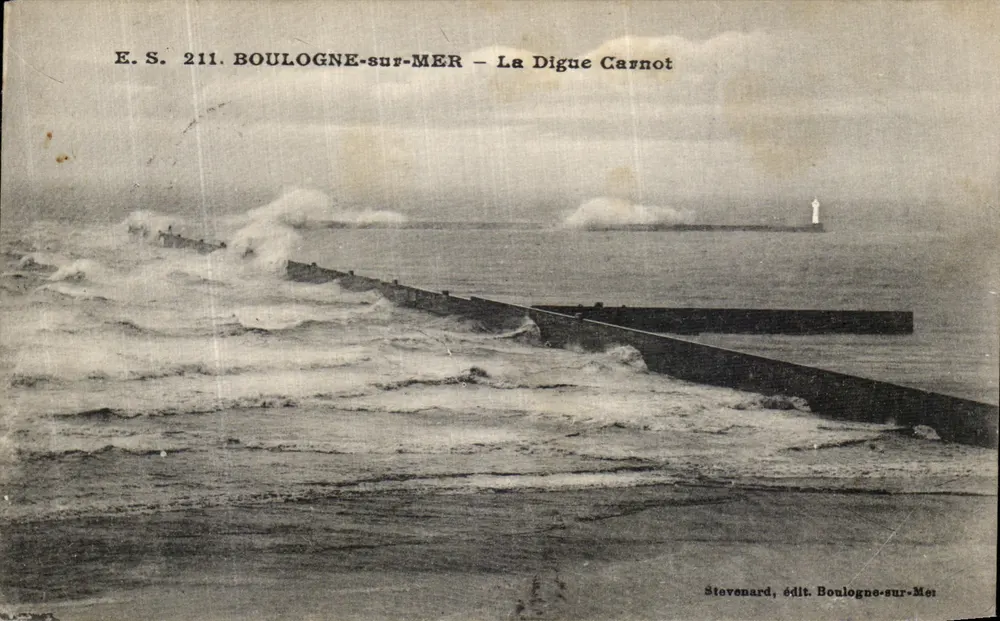 Boulogne-sur-Mer — A Dique Carnot — Stevenard, editor Boulogne-sur-Mer - Frente