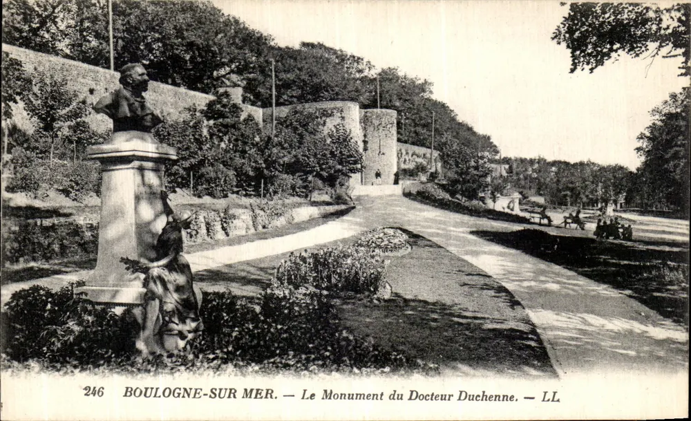 Boulogne-sur-Mer — Das Denkmal des Doktor Duchenne — LL, n°246 - Vorderseite