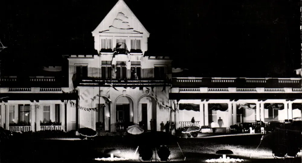 Das Casino im Wald bei Nacht — Le Touquet-Paris-Plage (P.-de-C.) — Édition Galf - Vorderseite