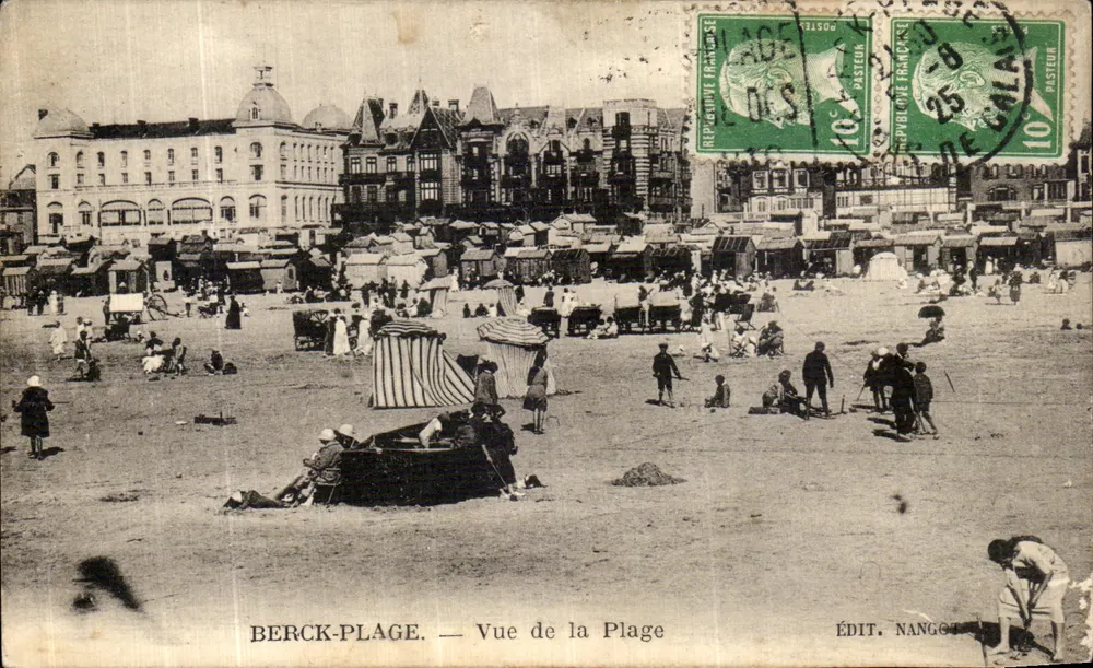Berck-Plage — Vue de la Plage — Réplicative Française, Édit. Nangot - Frente