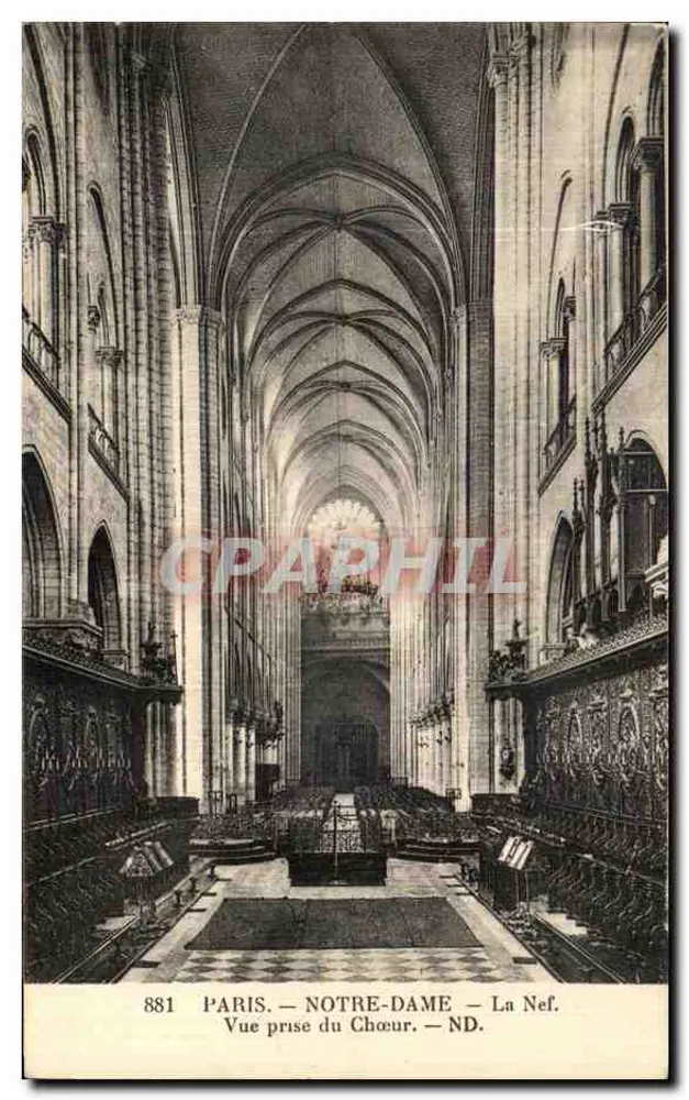 PARIS — NOTRE-DAME — Die Kirchenschiff. Aufnahme vom Chor — ND. — N° 881 - Vorderseite