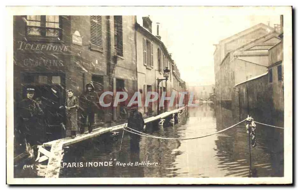 Paris inundado — Rue de Belleville - Frente