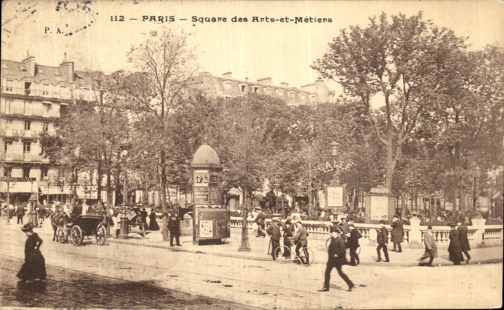 Paris — Square dos Arts-et-Métiers — P.A. 112 - Frente