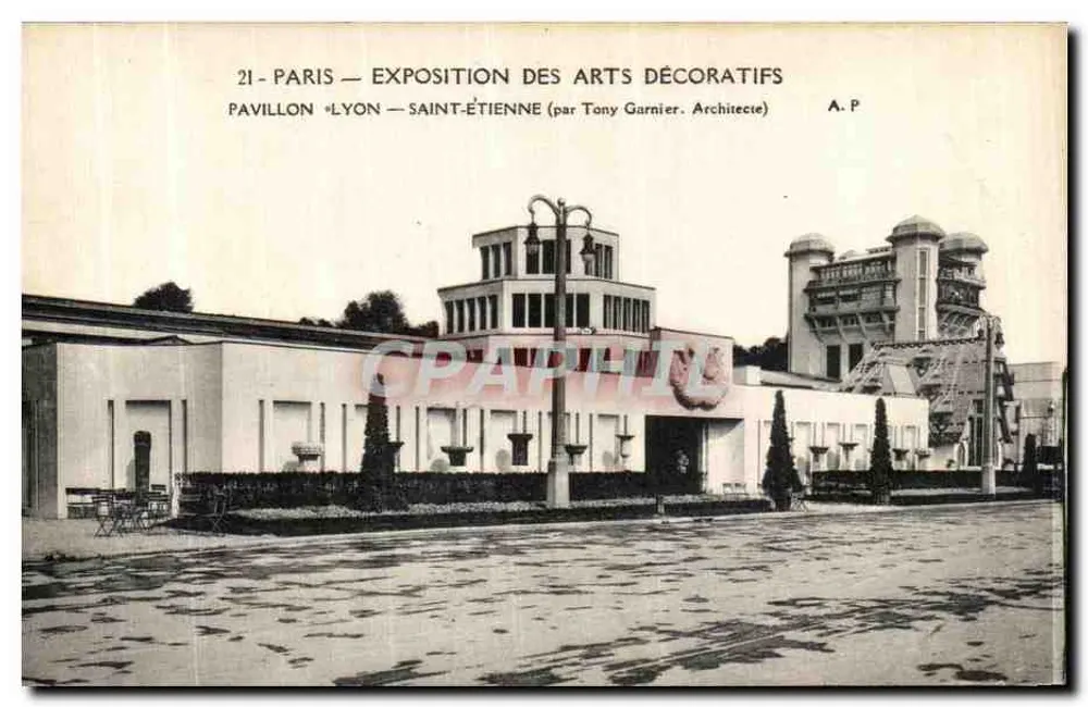 Paris — Ausstellung der Dekorativen Künste — Pavillon Lyon-Saint-Étienne (von Tony Garnier. Architekt) - Vorderseite