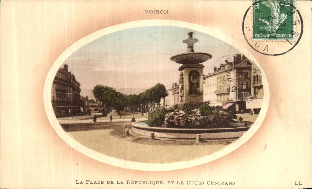 Voiron — La Place de la République und der Cours Cénozans — LL - Vorderseite