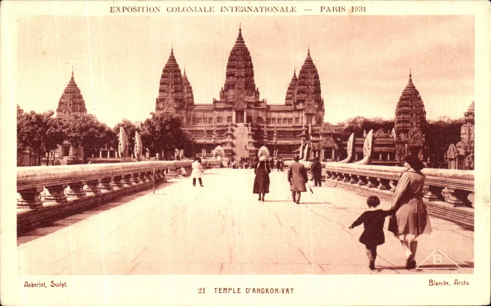 Tempel von Angkor-Vat — Internationale Kolonialausstellung — Paris 1931 — Aubertet, Skulpt. — Blanche, Archs. - Vorderseite