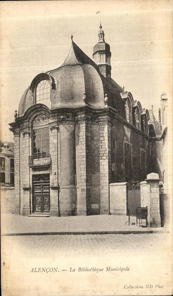 Alençon — A Biblioteca Municipal — Collections ND Phot - Frente