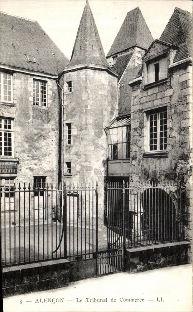 Alençon — O Tribunal de Comércio — LI. - Frente