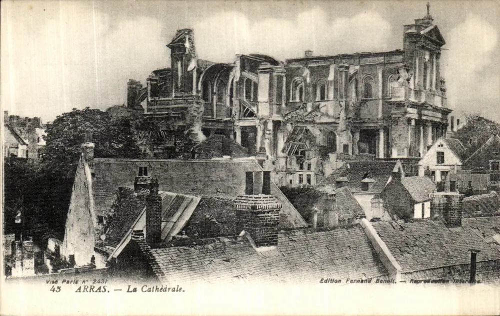 Arras — A Catedral — Edição Fernand Benoît - Frente