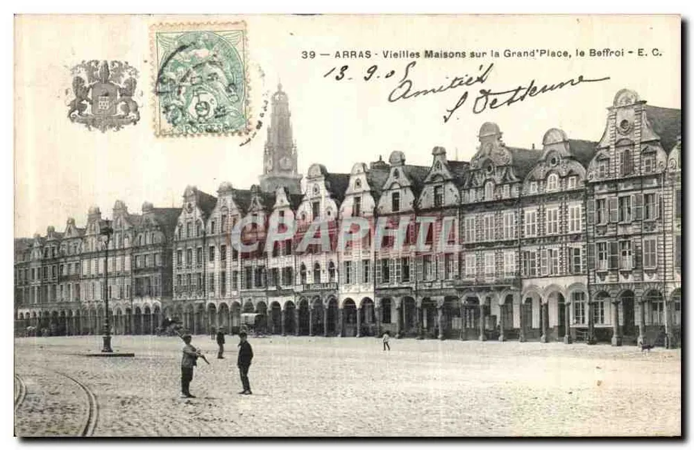 Arras — Alte Häuser auf der Grand'Place, der Glockenturm — E.C. — Verlag E.C. - Vorderseite