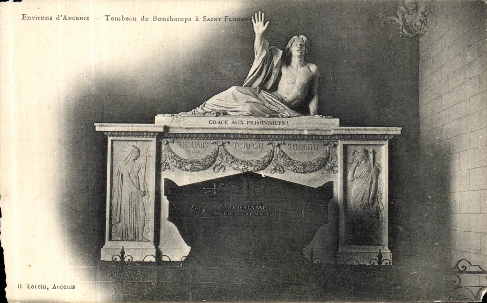 Tombeau de Bonchamps à Saint Florent — sculpture monumentale avec inscription 'GRACE AUX PRISONNIERS!' — éditeur D. Loncin, Ancenis - Vorderseite