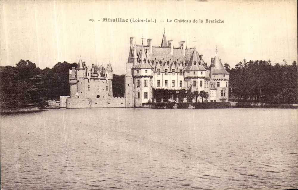 Missillac (Loire-Inf.) — El Castillo de La Bretèche — J. Nozais, editor, 8, Avenue du Coteau - Nantes - Anverso