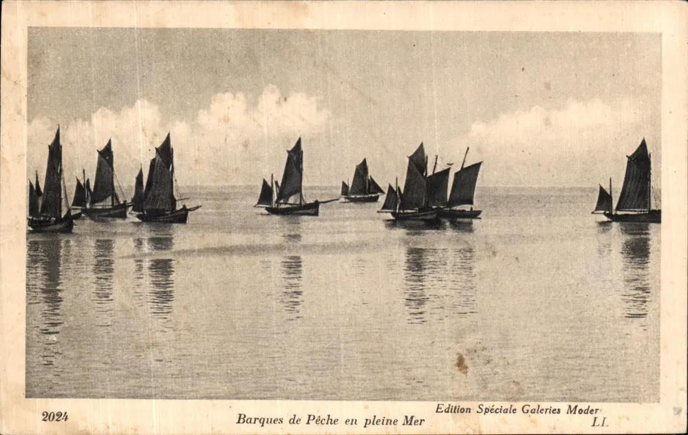 Barcos de Pesca no Mar Aberto — Edição Especial Galeries Moder — n° 2024 - Frente
