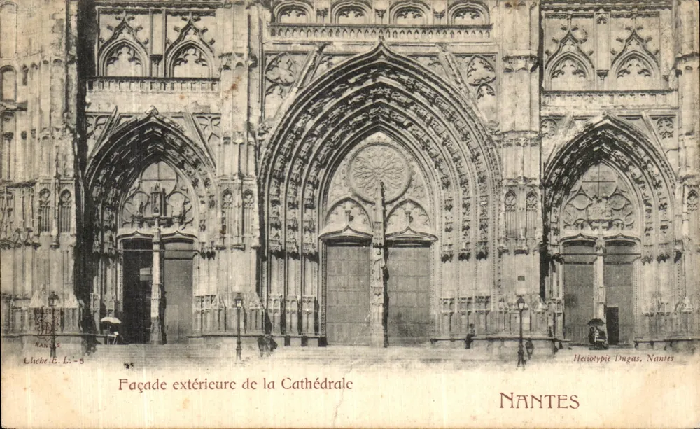 Façade extérieure de la Cathédrale — Nantes — éditeur Heiolytpie Dugas, Nantes, n° série B. L.-5 - Vorderseite