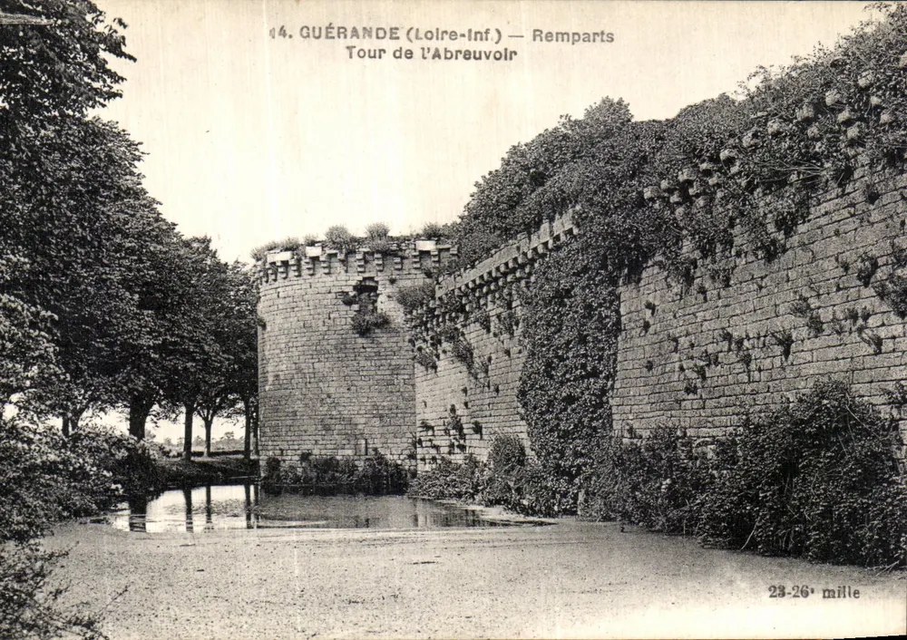 Guérande (Loire-Inf.) — Mauern, Turm von l'Abrauvoir - Vorderseite
