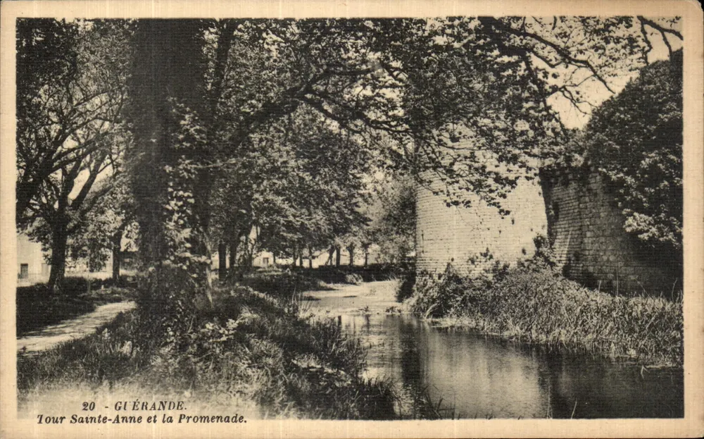 Guérande - Tour Sainte-Anne und die Promenade - Vorderseite