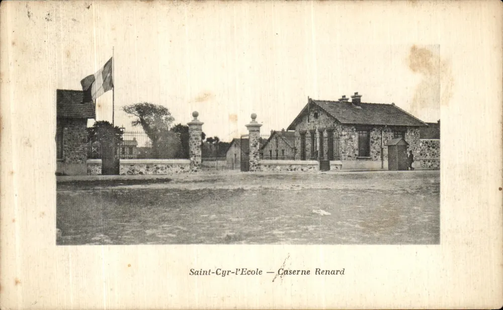 Saint-Cyr-l'École — Caserne Renard - Vorderseite