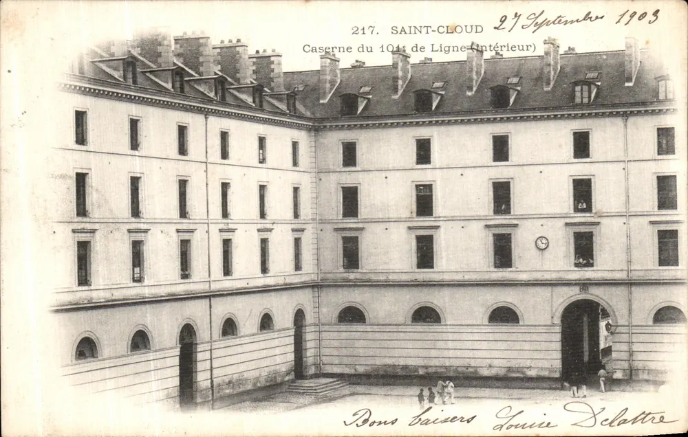 Caserne do 104e de Ligne — Saint-Cloud — editor Delattre, n°217 - Frente