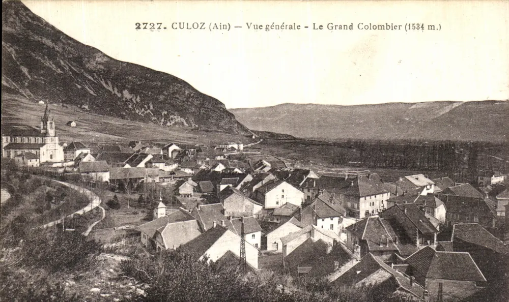 Culoz (Ain) — Vista geral — O Grande Colombier (1534 m.) - Frente