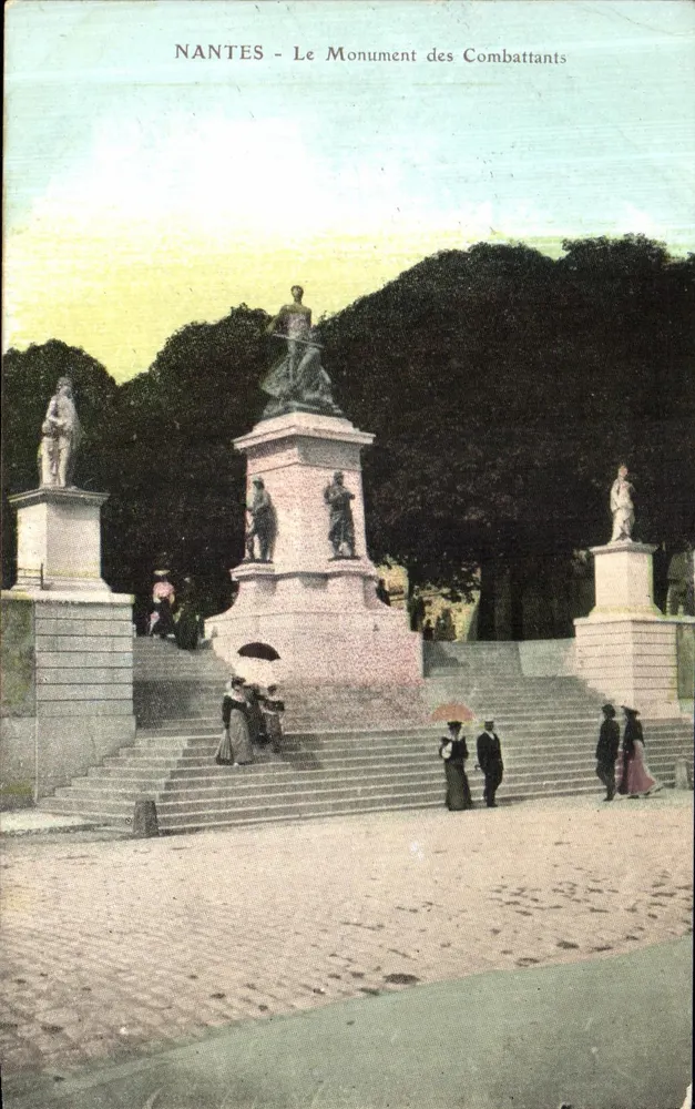 NANTES - O Monumento dos Combatentes — editor Chocolat Berthelot - Frente