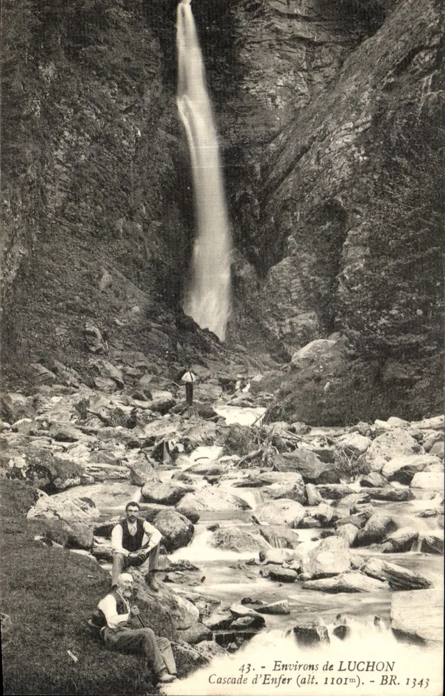 Cascata do Inferno — Environs de LUCHON — BR. 1343 - Frente