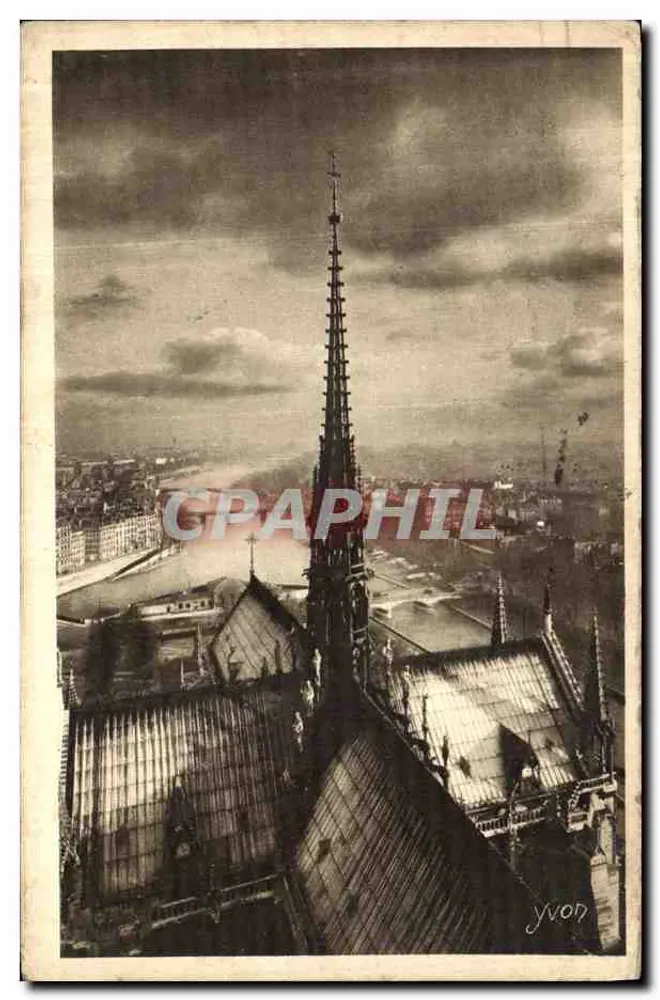 Notre-Dame de Paris — O Transepto (lado Leste) — Edição de Arte YVON, Série 7 N°121 - Frente