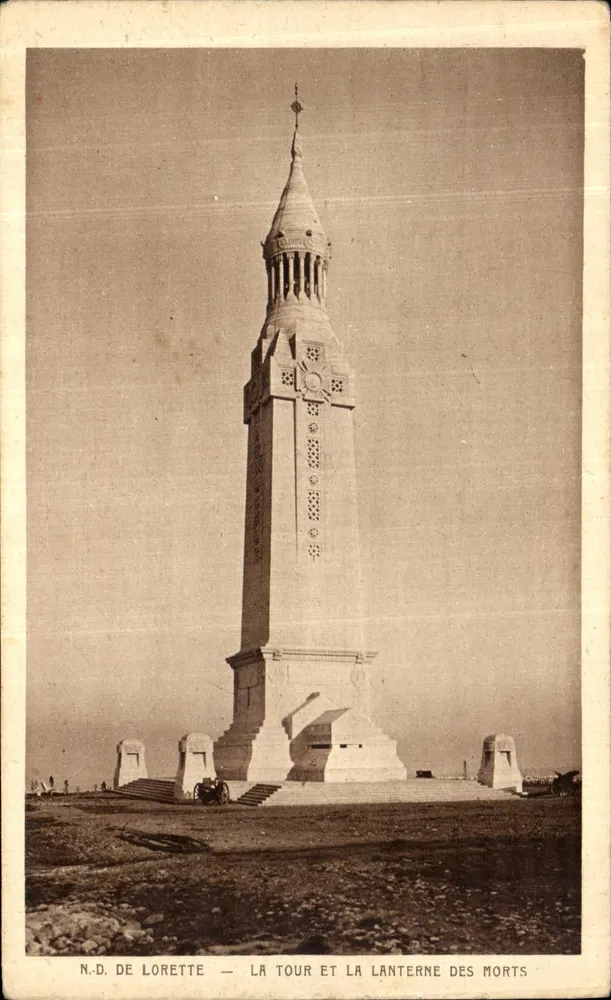 Notre-Dame de Lorette — Die Turm und die Laterne der Toten — Association du Monument - Vorderseite