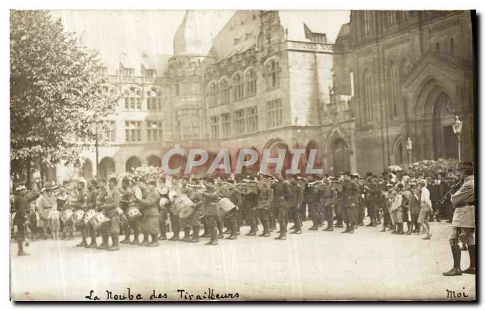 La Revue des Tirailleurs — Wiesbaden — Josef Poehlmann - Vorderseite