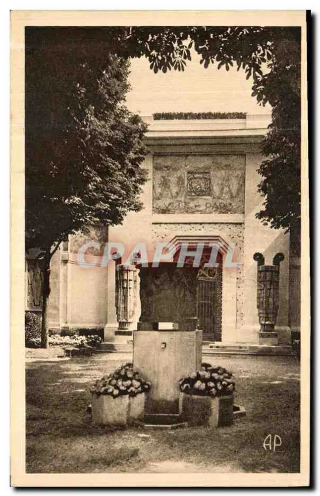 Pavillon der Stadt Paris — Ausstellung der dekorativen Künste — Roger Bouvard, André Vincent, Six, Labrenille, Architekten - Vorderseite