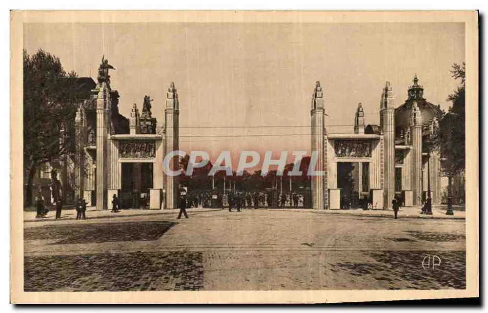 Paris - Exposition des Arts Décoratifs — Porte d'Honneur — Architekten Henry Favier und André Ventre - Vorderseite