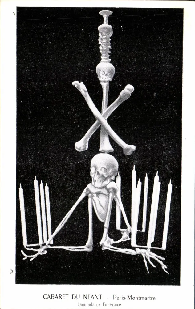 Cabaret du Néant - Paris-Montmartre — Totenlampenmast - Vorderseite