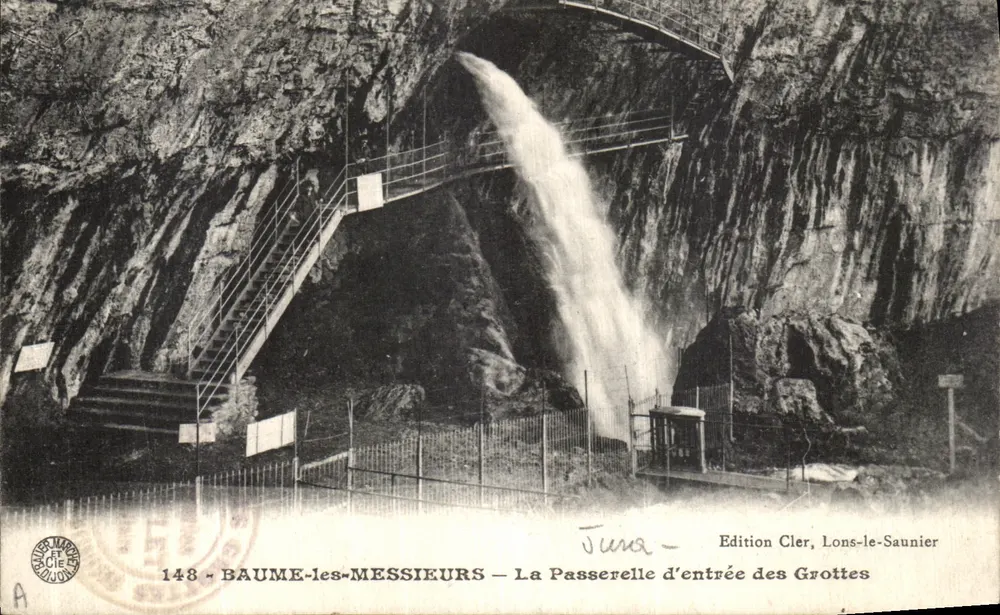 Baume-les-Messieurs — Die Eingangsbrücke zu den Höhlen — Edition Cler, Lons-le-Saunier - Vorderseite
