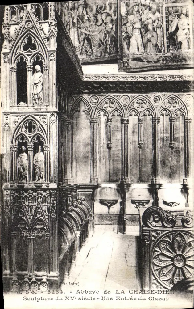 Abtei LA CHAISE-DIEU — Skulptur des 15. Jahrhunderts — Ein Eingang zum Chor - Vorderseite