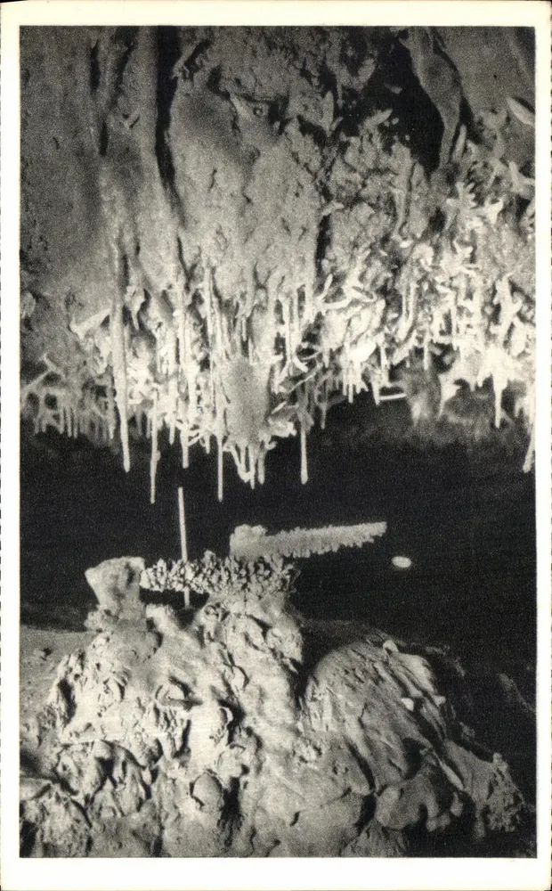 Höhlen von Lacave (Lot) — Exzentrisch in UV-Licht — Éditions J. Verrière - Vorderseite