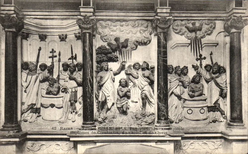 Baptismos de Constantin, do Cristo e de Clóvis — Igreja de São Remi — Reims — Bas-reliefs do século XVII — E.M.R. - Frente