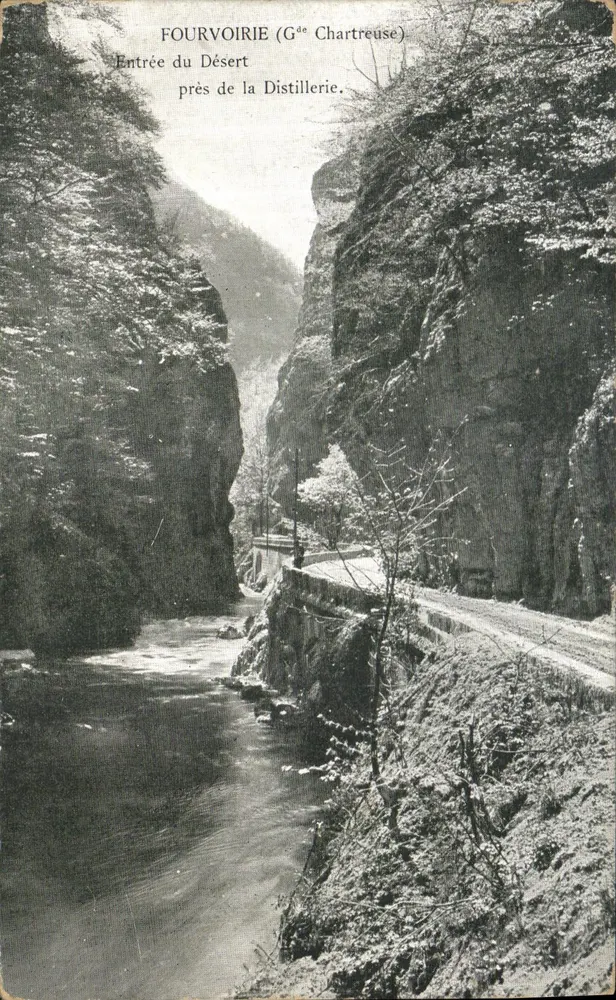 Fourvoirie (Gâte Chartreuse) — Eingang zum Wüstenbereich in der Nähe der Destillerie. - Vorderseite