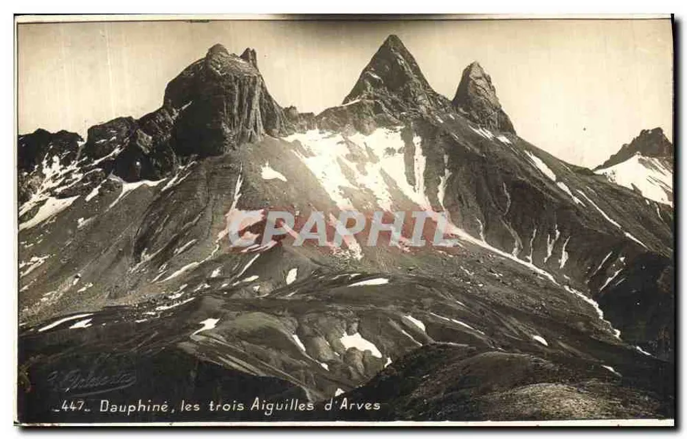 Dauphiné, as Três Agulhas de Arves — n° 447 — editor E. Gyracédes - Frente