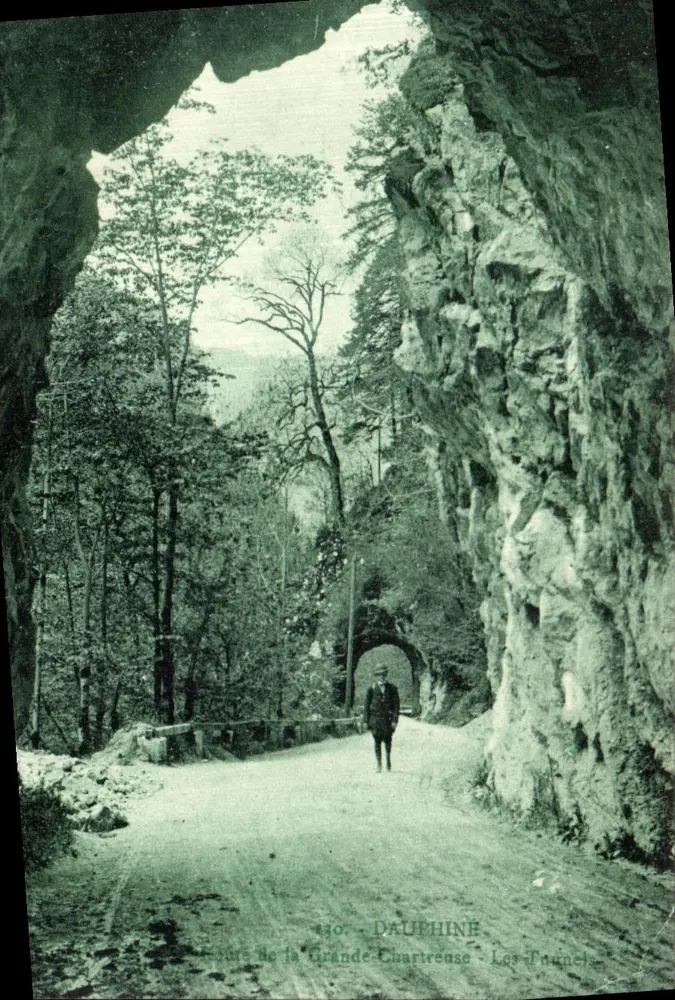 Les Tonnels - Estrada da Grande Chartreuse - Dauphiné - Frente