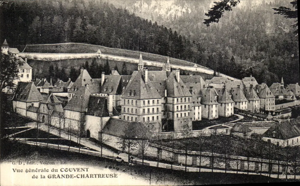 Vista geral do convento da Grande-Chartreuse — G. D., editor, Voiron - 106 - Frente
