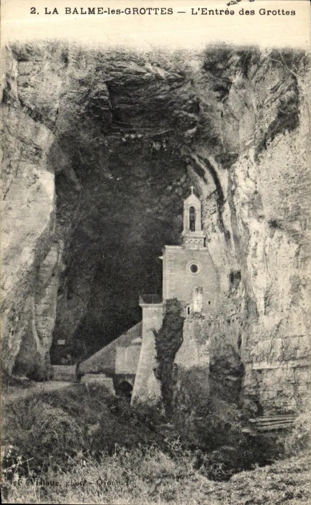 La Balme-les-Grottes — Eingang zu den Höhlen — E. Vialatte, phot. Oronnet - Vorderseite