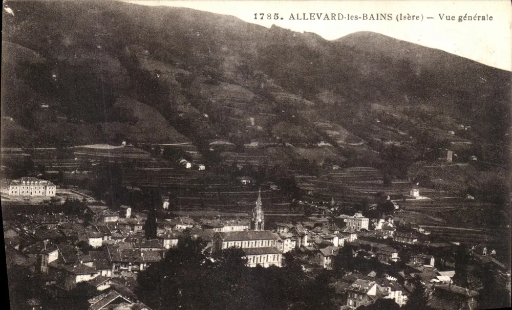 Allevard-les-Bains (Isère) — Vista geral — editor anônimo, n° de série 1785 - Frente