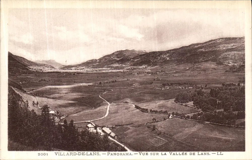 Villard-de-Lans — Panorama — Blick auf die Talsohle von Lans — LL - Vorderseite