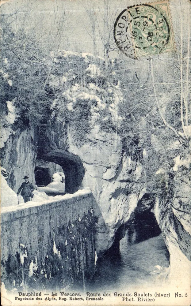 Dauphiné — Le Vercors. Route des Grands-Goulets (Winter) — Papeterie des Alpes, Eug. Robert, Grenoble. Phot. Rivière. Nr. 5 - Vorderseite