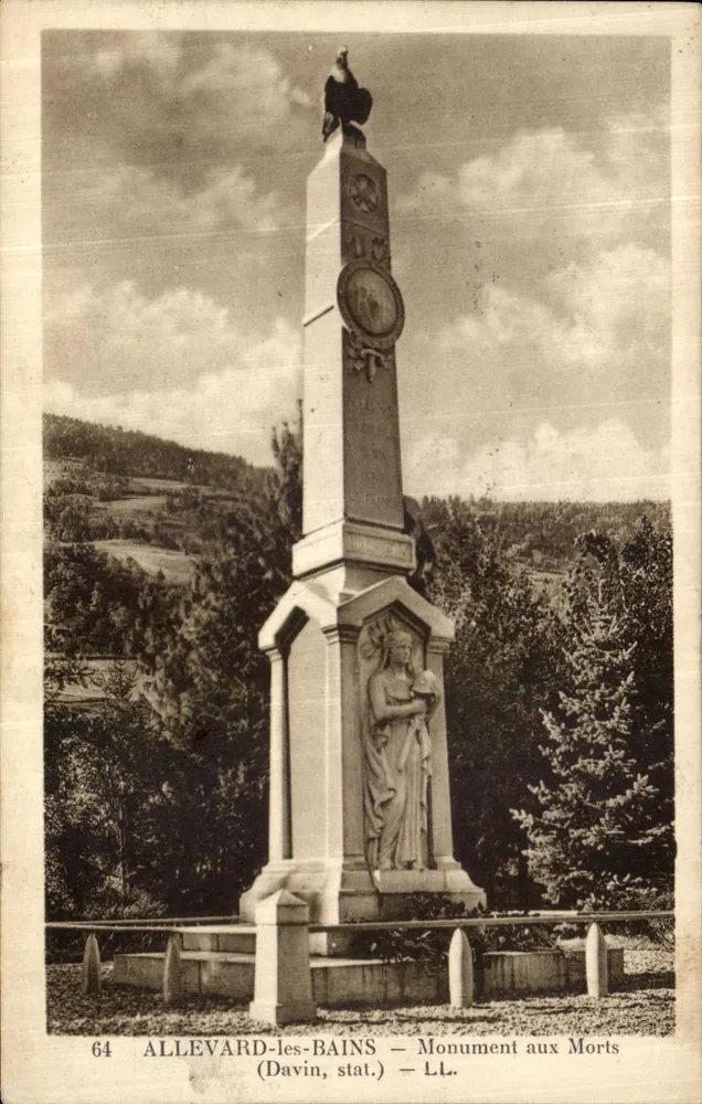 Allevard-les-Bains — Kriegsdenkmal — Davin, stat. - Vorderseite