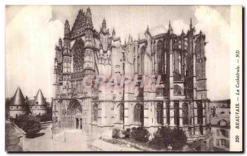 Beauvais — A Catedral — ND - Frente