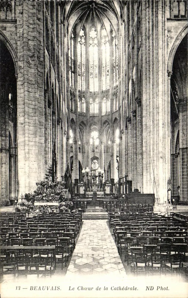 Beauvais — O Coro da Catedral — ND Fot. n°13 - Frente