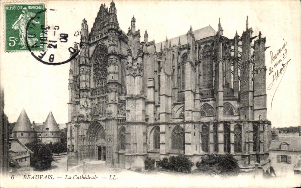 Beauvais — A Catedral — LL. — Fotógrafo - Frente