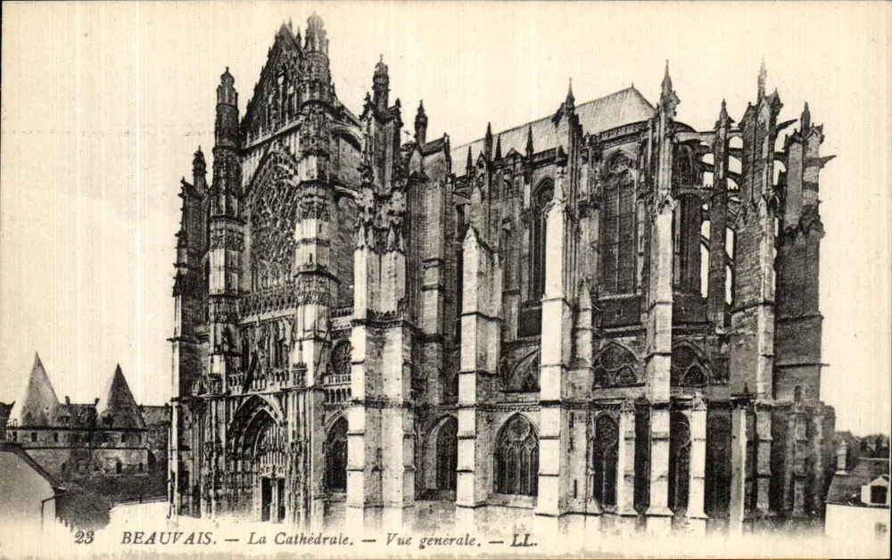 Beauvais — A Catedral — Vista geral — LL. - Frente