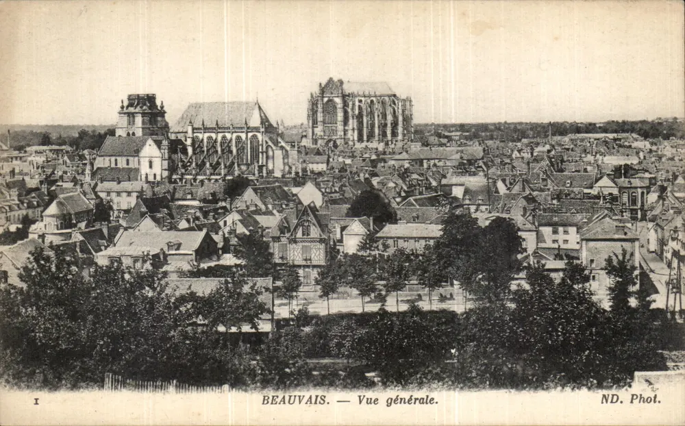 Beauvais — Vista geral — ND. Fot. - Frente
